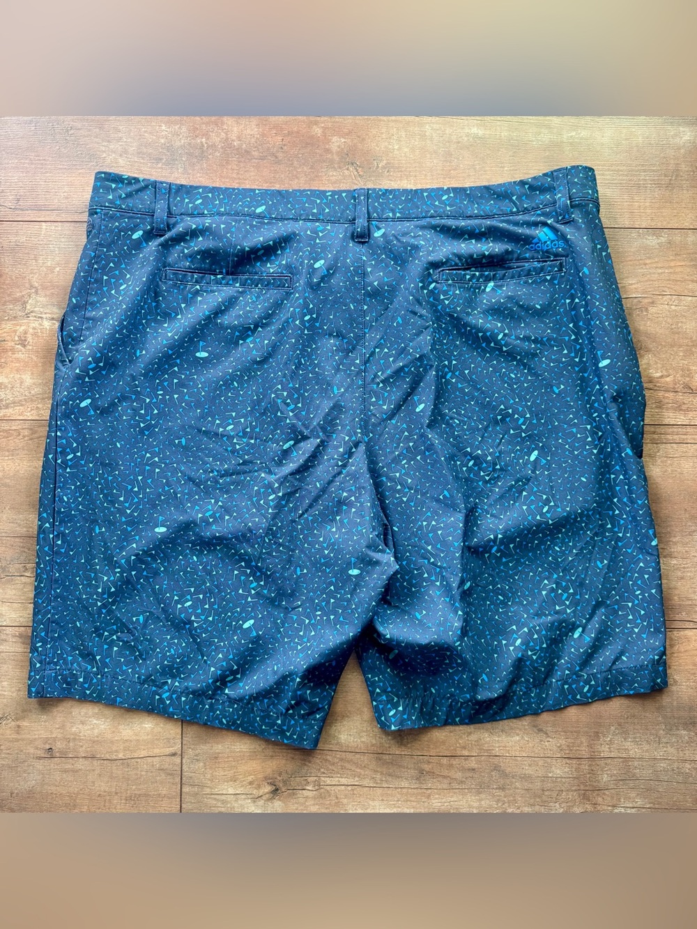 Adidas Men's Ultimate365 Flag Print Golf Shorts Size 40 - Picture 3 of 8